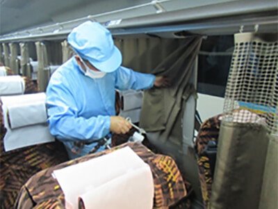 画像:バス車内に抗ウイルス・抗菌加工を実施 02